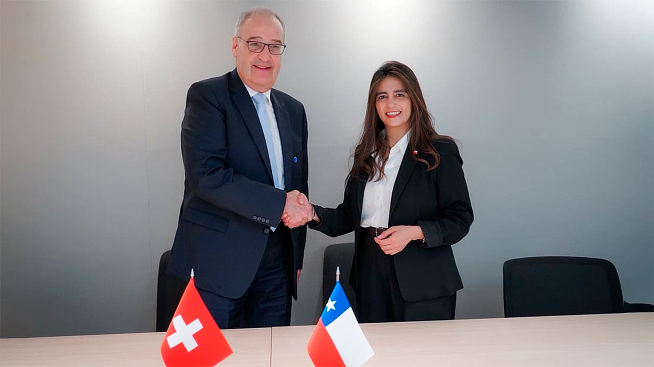 Chile y Suiza firman modernización de Acuerdo bilateral de Promoción y Protección de las Inversiones